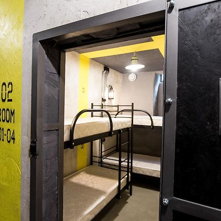 A Pousada Lviv Loft Prison Exterior foto