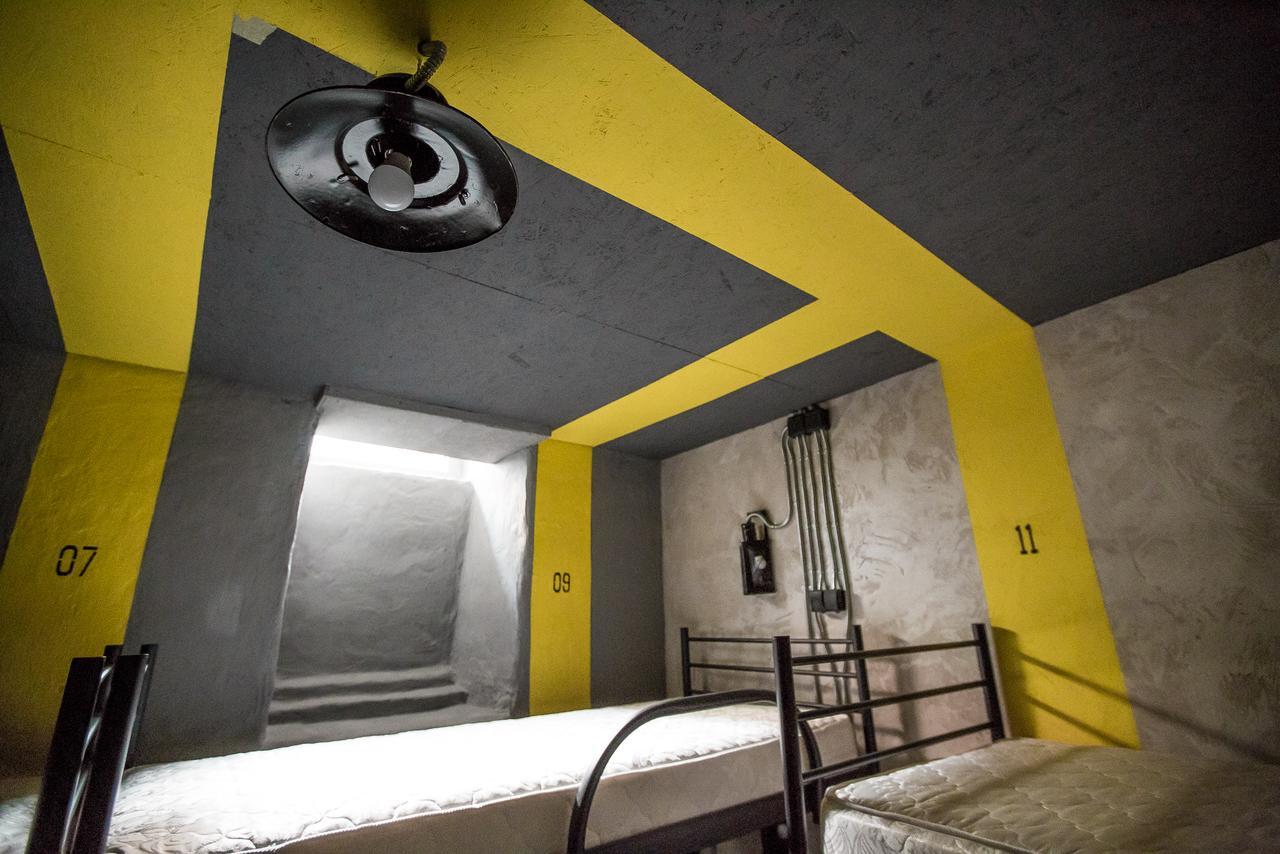 A Pousada Lviv Loft Prison Exterior foto