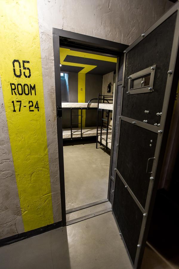 A Pousada Lviv Loft Prison Exterior foto