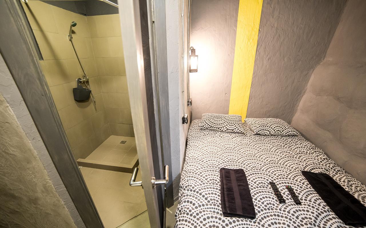 A Pousada Lviv Loft Prison Exterior foto