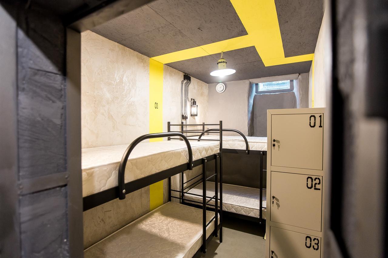 A Pousada Lviv Loft Prison Exterior foto