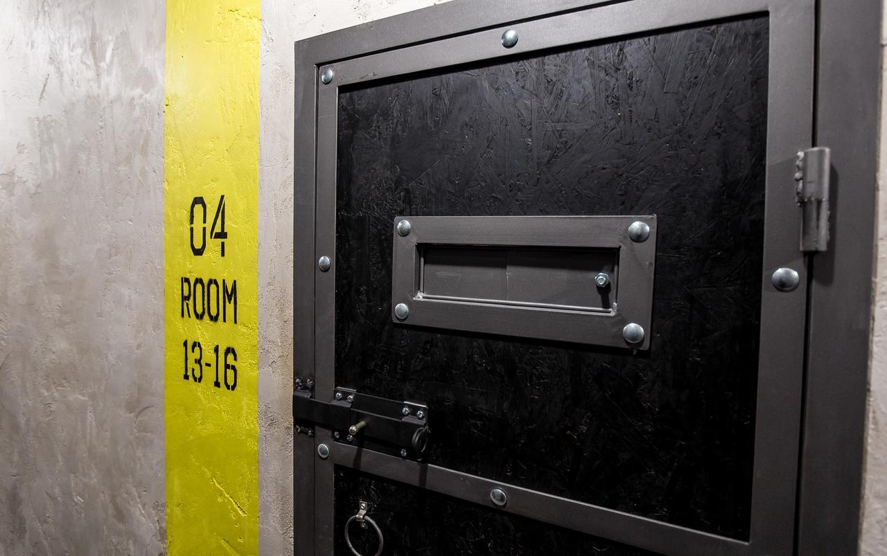 A Pousada Lviv Loft Prison Exterior foto