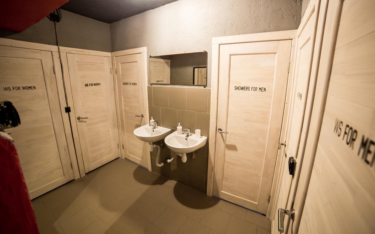 A Pousada Lviv Loft Prison Exterior foto