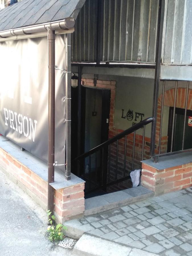 A Pousada Lviv Loft Prison Exterior foto
